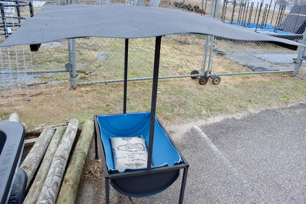 DEER FEEDER TROUGH W/COVER