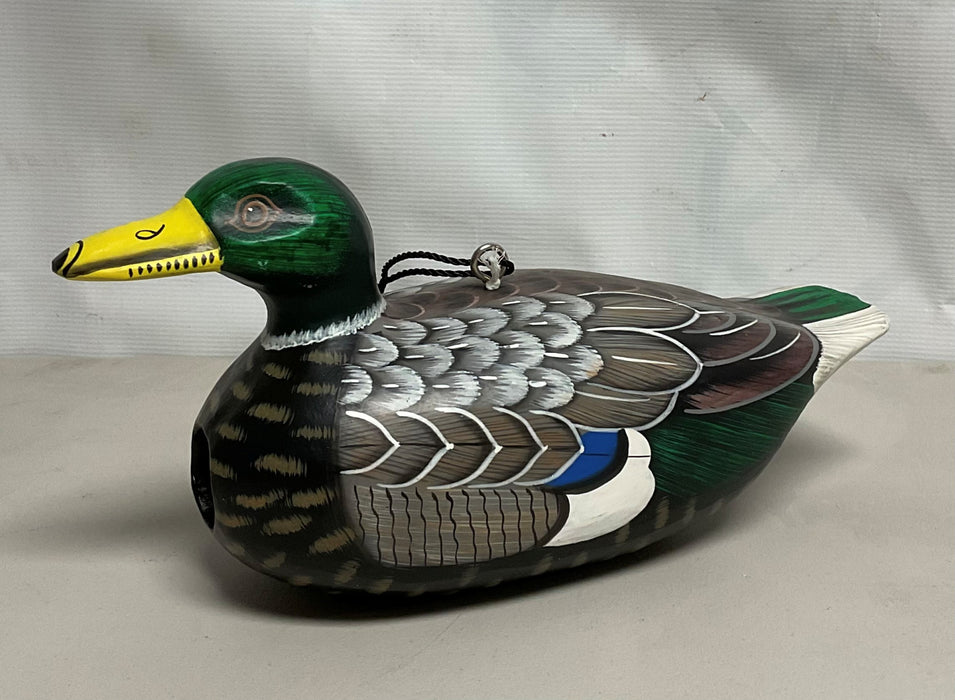 BACKYARD BIRD HOUSE DUCKS