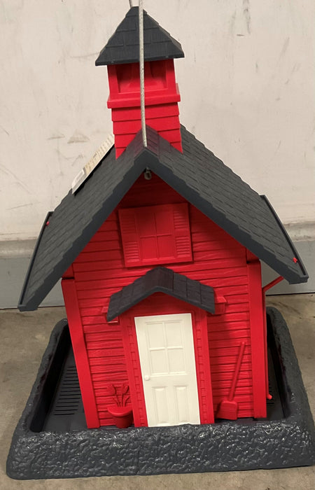 SCHOOL HOUSE BIRDFEEDER