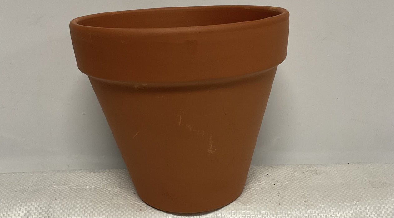 8.3" STANDARD CLAY POT